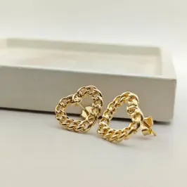brinco coração de elo