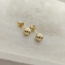 brinco de bola dourada