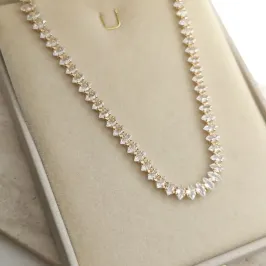 chocker riviera com ponta