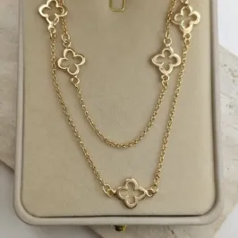 colar de trevo vazada