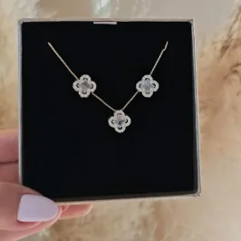 conjunto trevo de pedra cristal