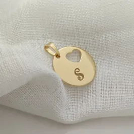 pingente medalha coração letra S