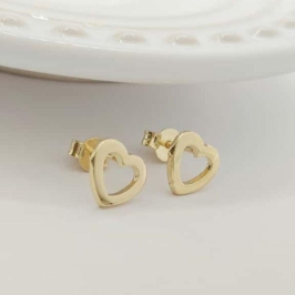 brinco coração vazado