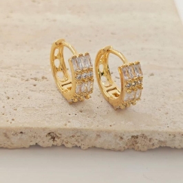 argolinha cravejada pedra baguete