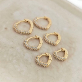 argolinha triangular cravejada G 1,2cm