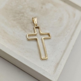 pingente cruz vazada
