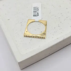 anel quadrado com zirconia