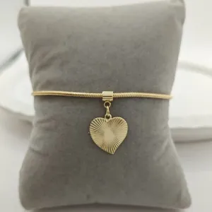 pulseira tubinho coração em relevo