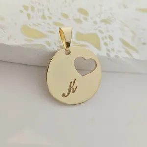 pingente medalha coração letra K