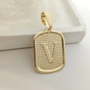 Pingente placa letra V