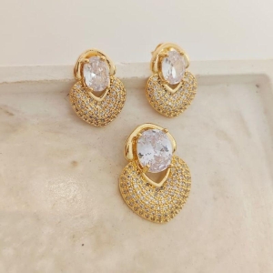 conjunto cravejado banho ouro 18k