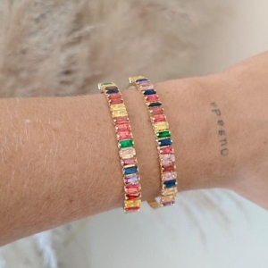 bracelete com pedra colorida