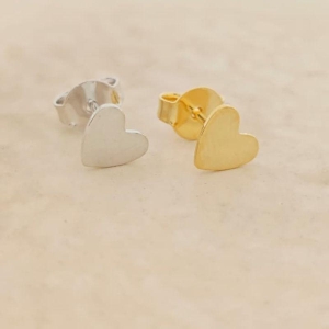 brinco coração liso rhodio