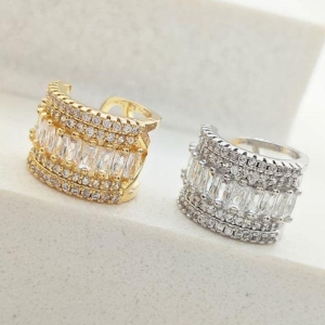 piercing fake pedra baguete