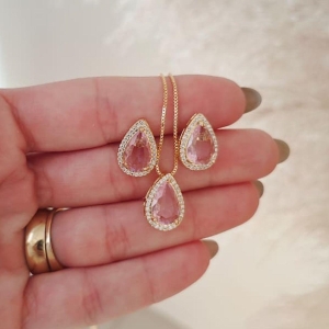 conjunto gota cravejada rosa