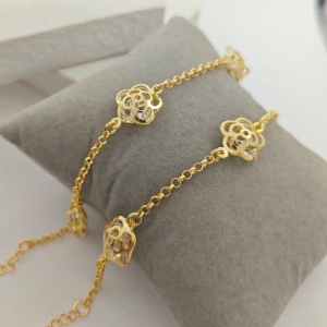 pulseira flor com pedra