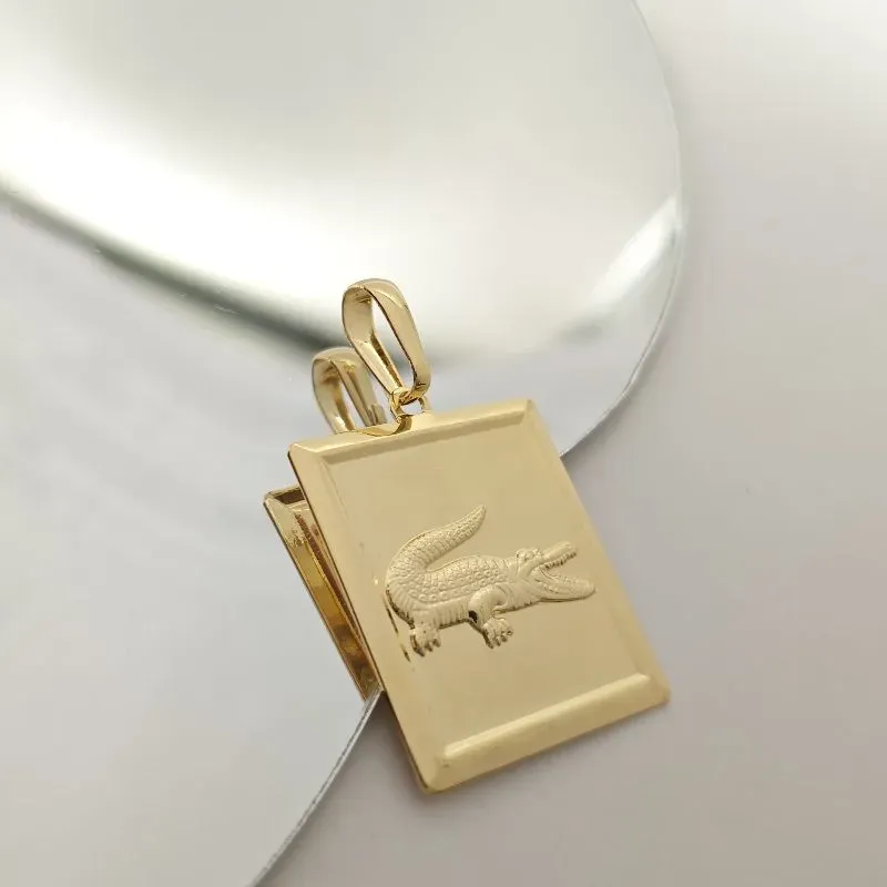 pingente da lacoste