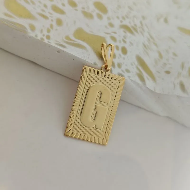 pingente de placa pequeno letra G