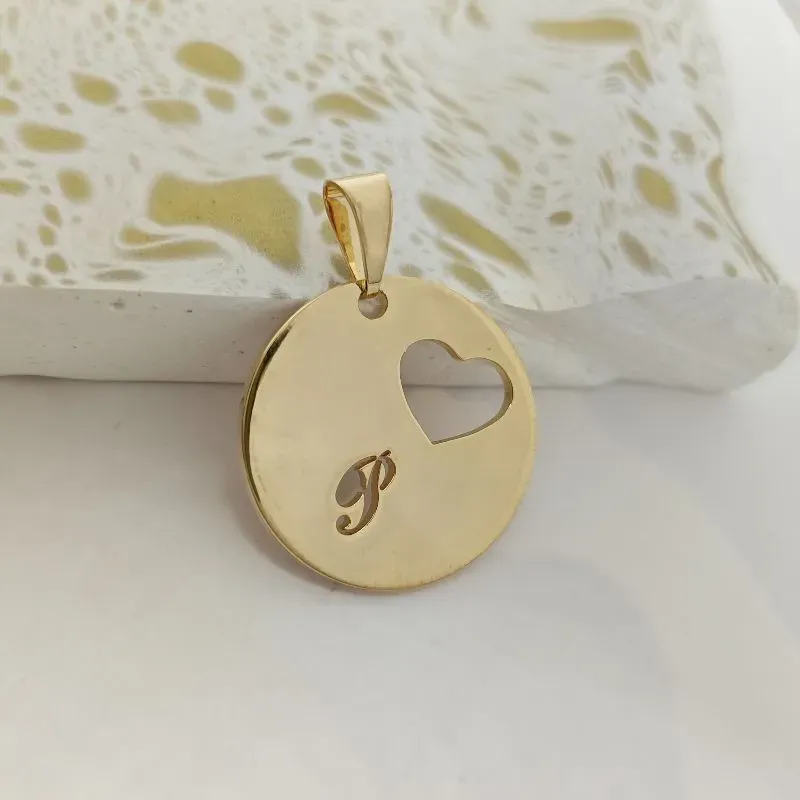 pingente medalha coração letra P