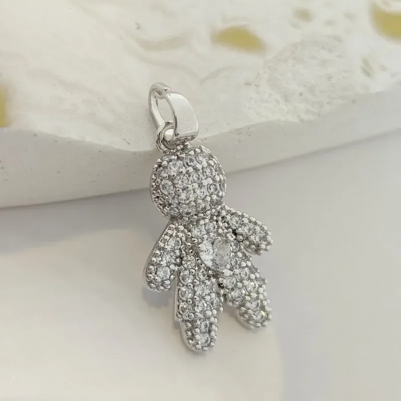 pingente menino cravejado cristal rhódio