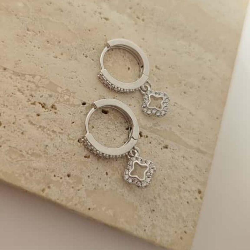 argolinha cravejada com trevo rhodio