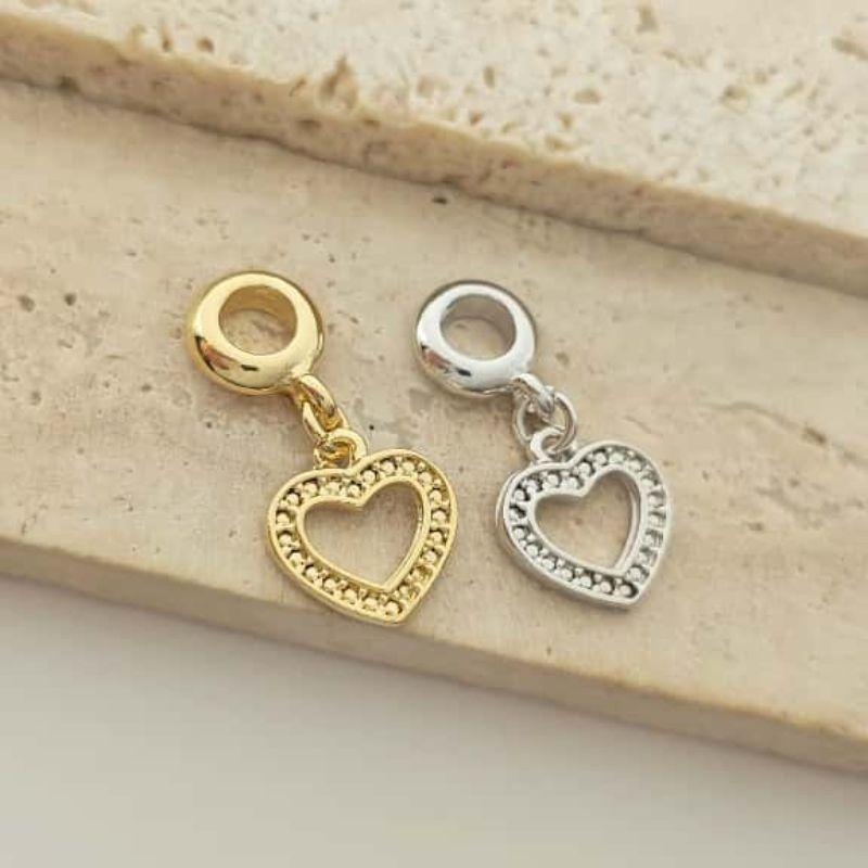 berloque coração texturizado rhodio