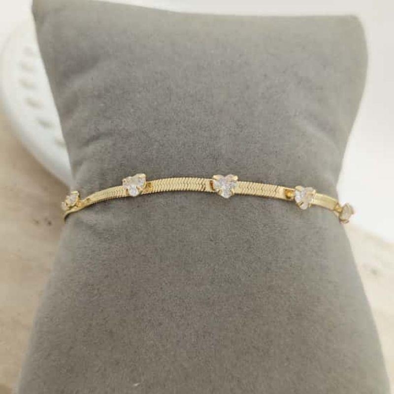 pulseira fita com pedras de coração