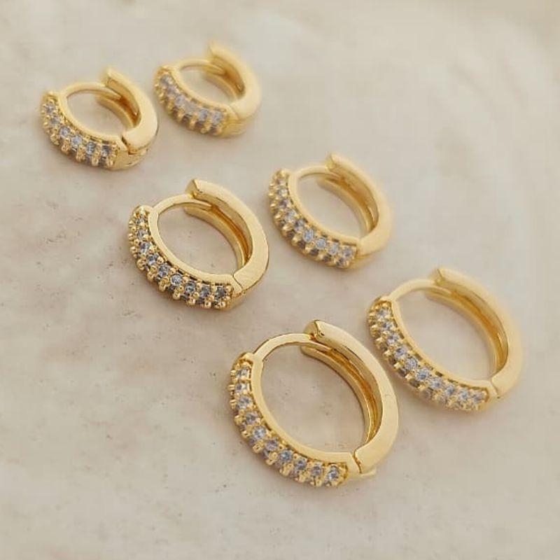 argolinha baloada cravejada M 1,1cm