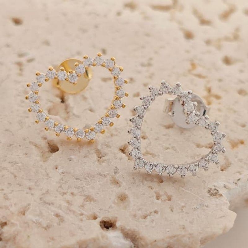 brinco coração cravejado rhodio