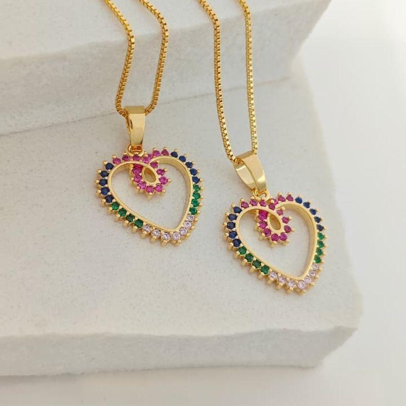 corrente coração vazado pedra colorida