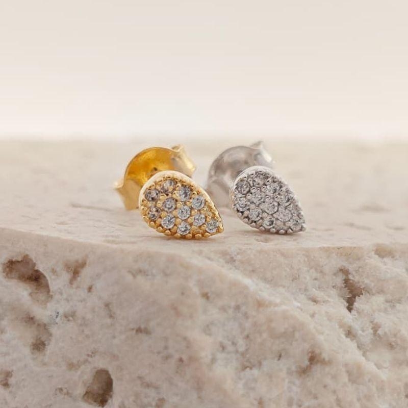 brinco mini gota cravejada 6mm rhodio