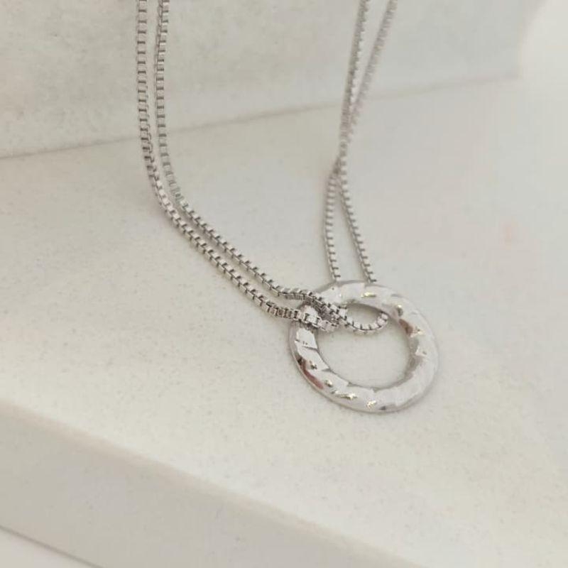 chocker com círculo rhodio