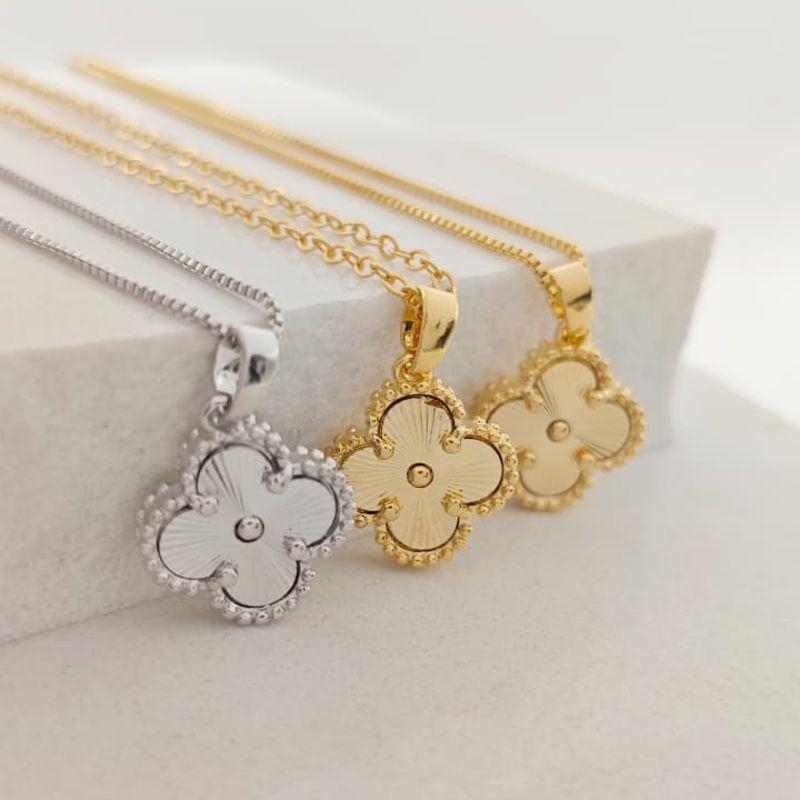 corrente trevo dourado