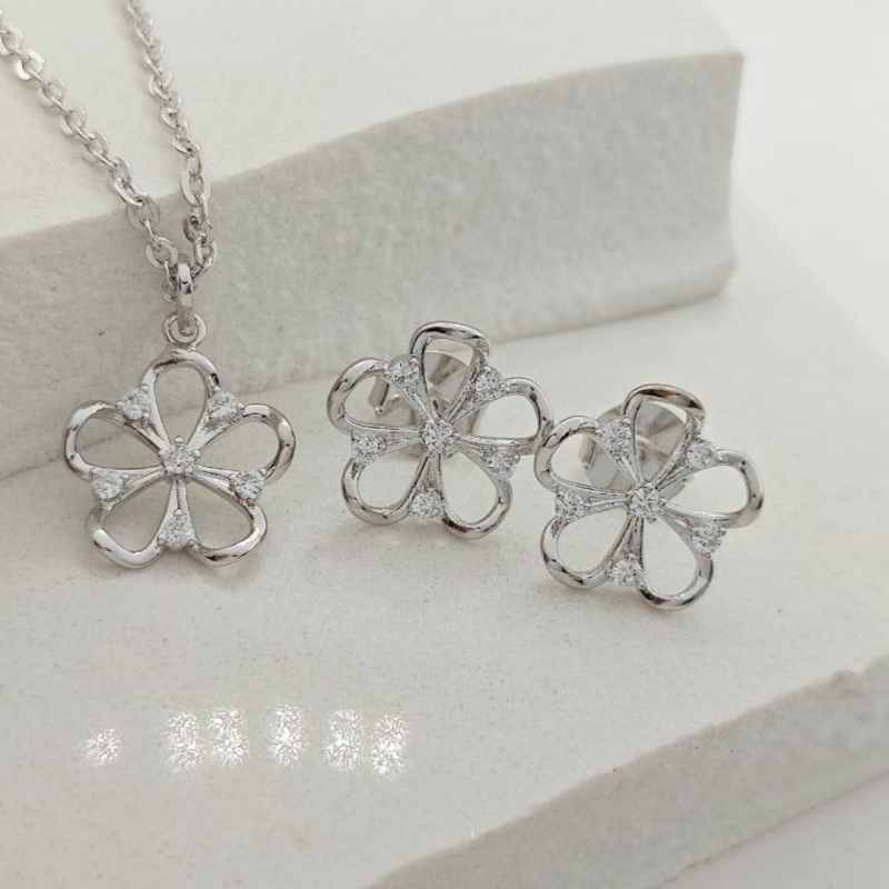 conjunto flor vazada rhodio
