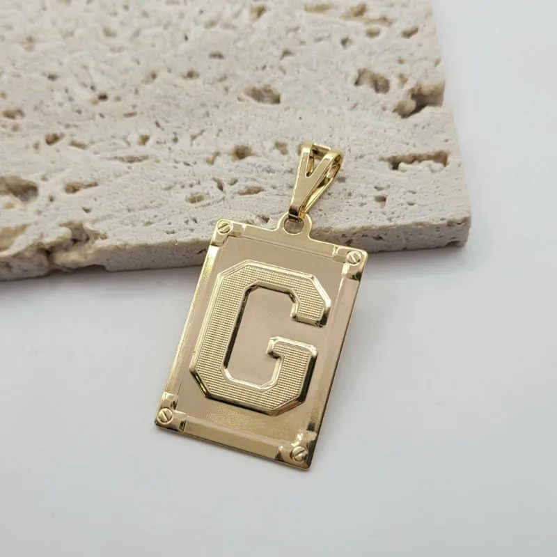 pingente medalha quadrada letra G