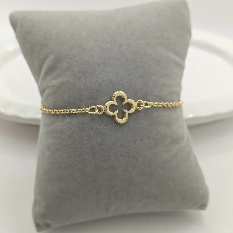 pulseira trevo vazado