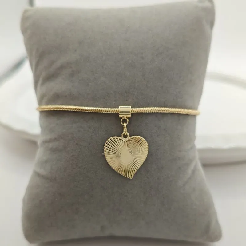 pulseira tubinho coração em relevo