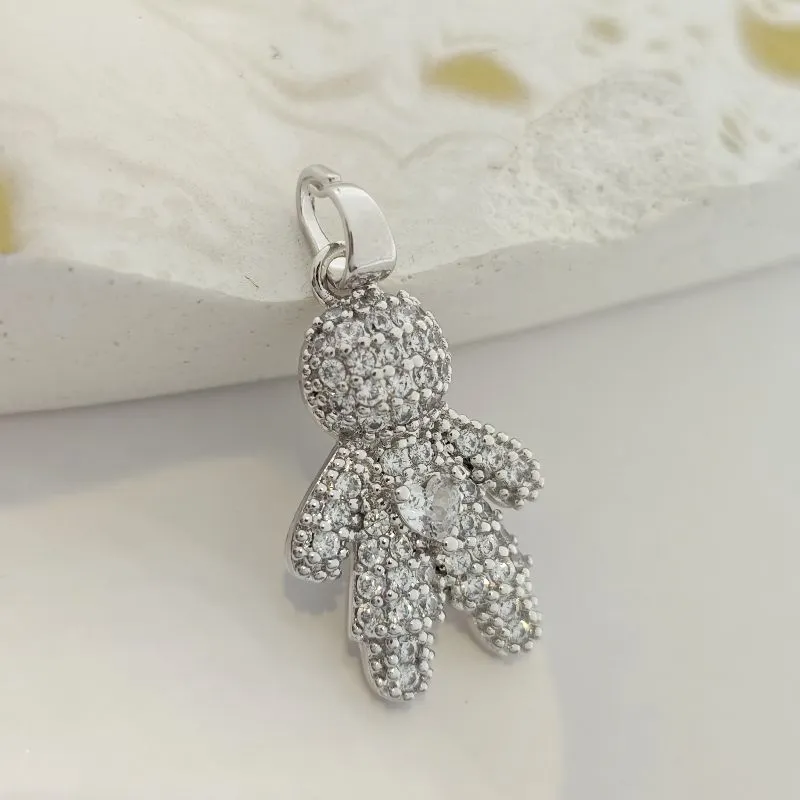 pingente menino cravejado cristal rhódio