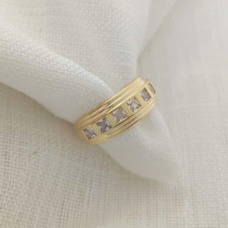 anel pedras quadradas