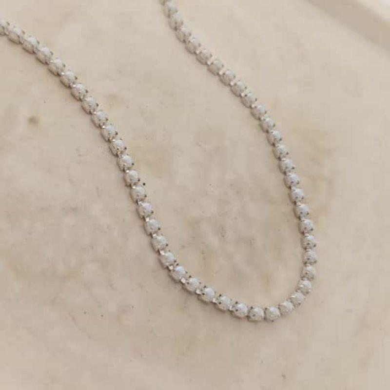 chocker de mini pérolas rhodio