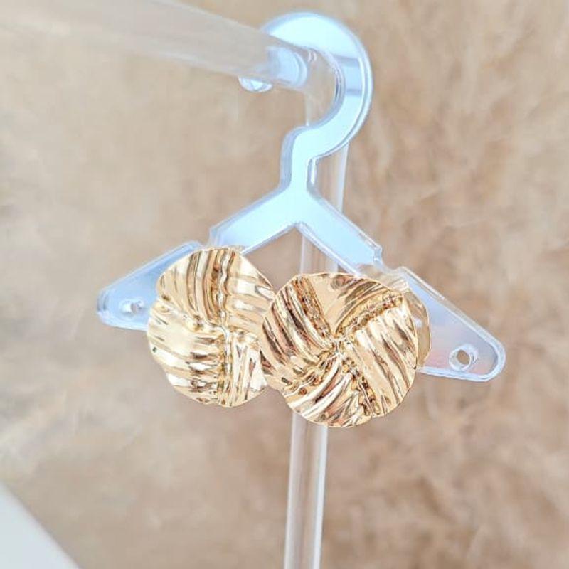 brinco redondo com textura