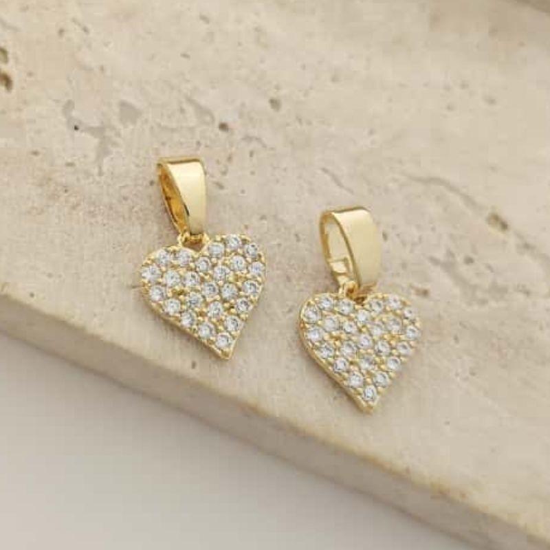 pingente mini coração cravejado