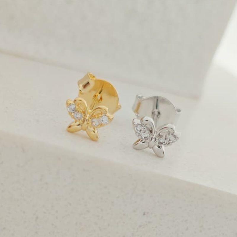 brinco mini borboleta com zircônia