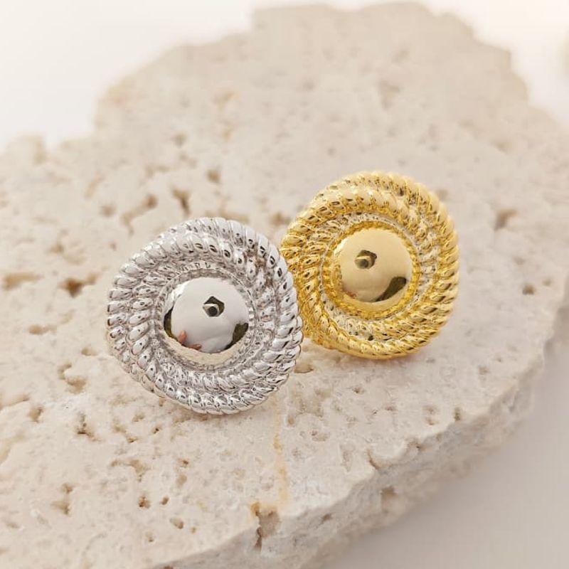 brinco redondo com textura