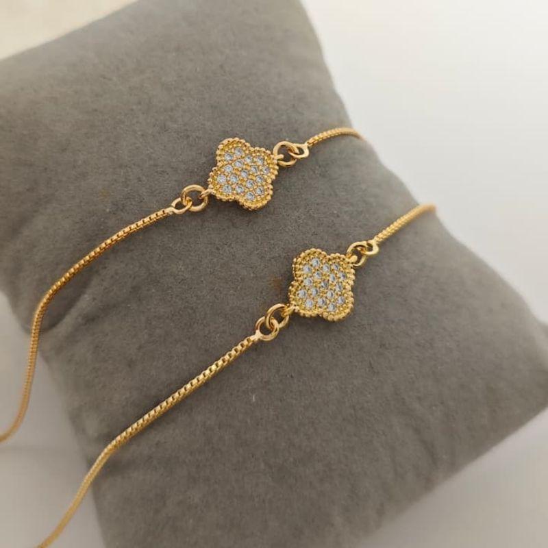 pulseira trevo cravejado